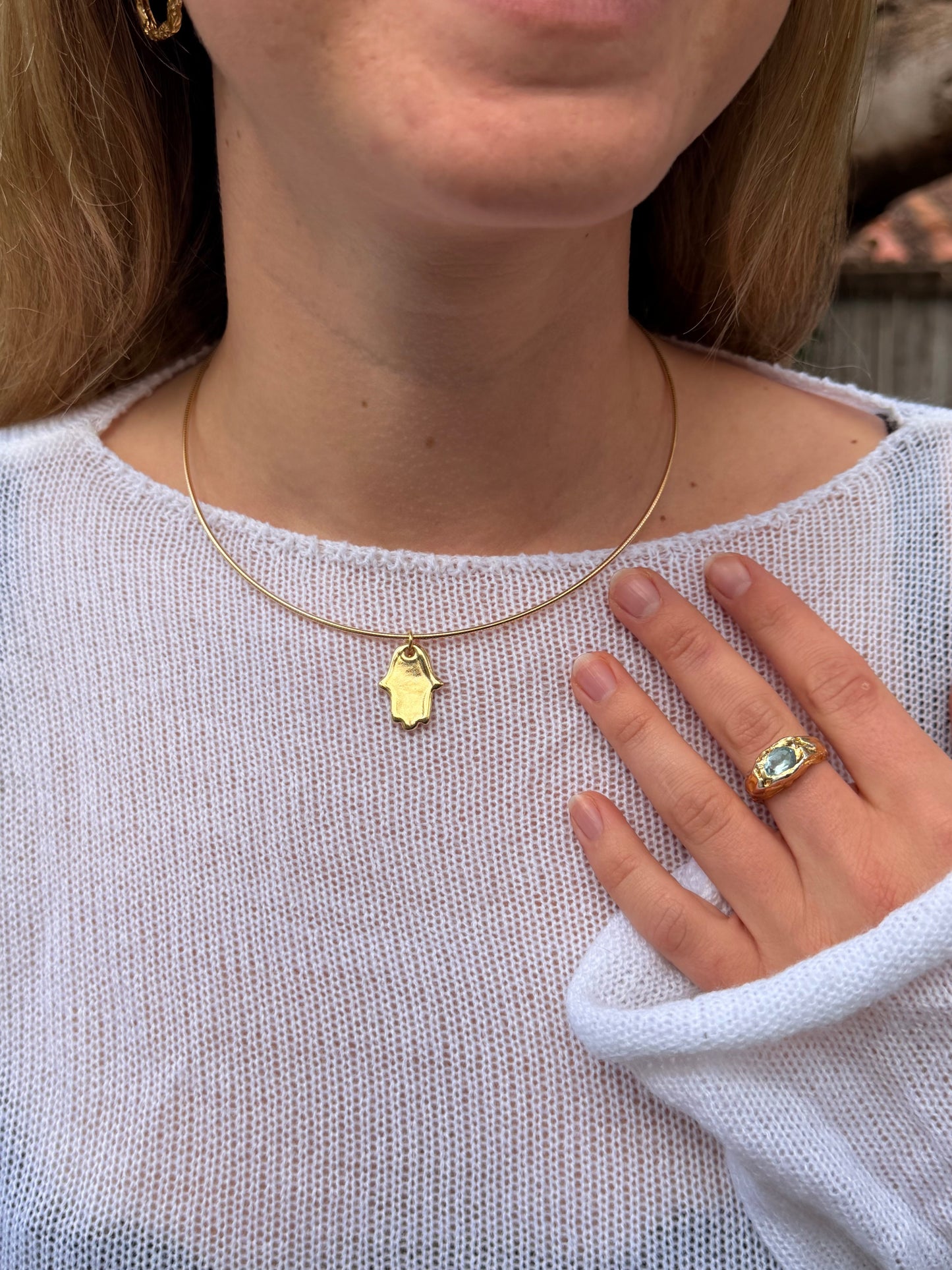 חמסה קשיחה זהב